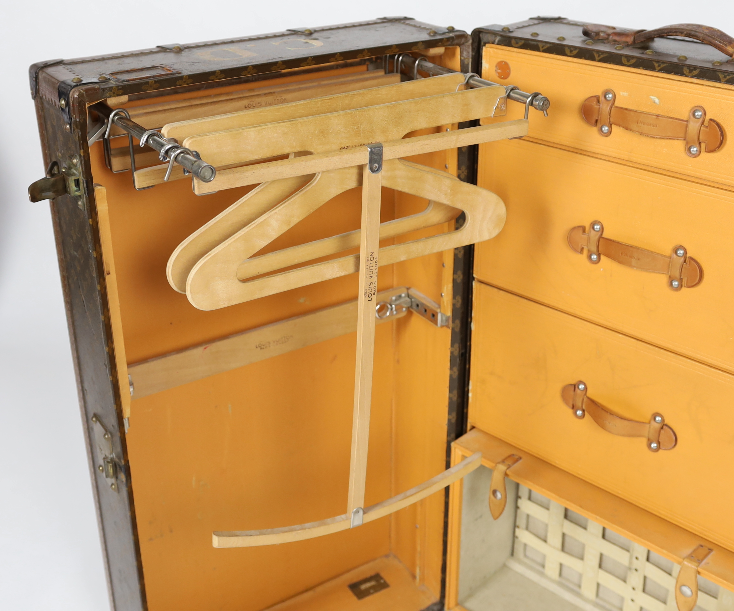 A vintage Louis Vuitton monogram canvas wardrobe trunk, width 101cm, depth 55cm, height 33cm